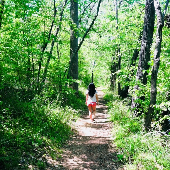 Meet your Posher, Trish 🤩 - Picture 2 of 16